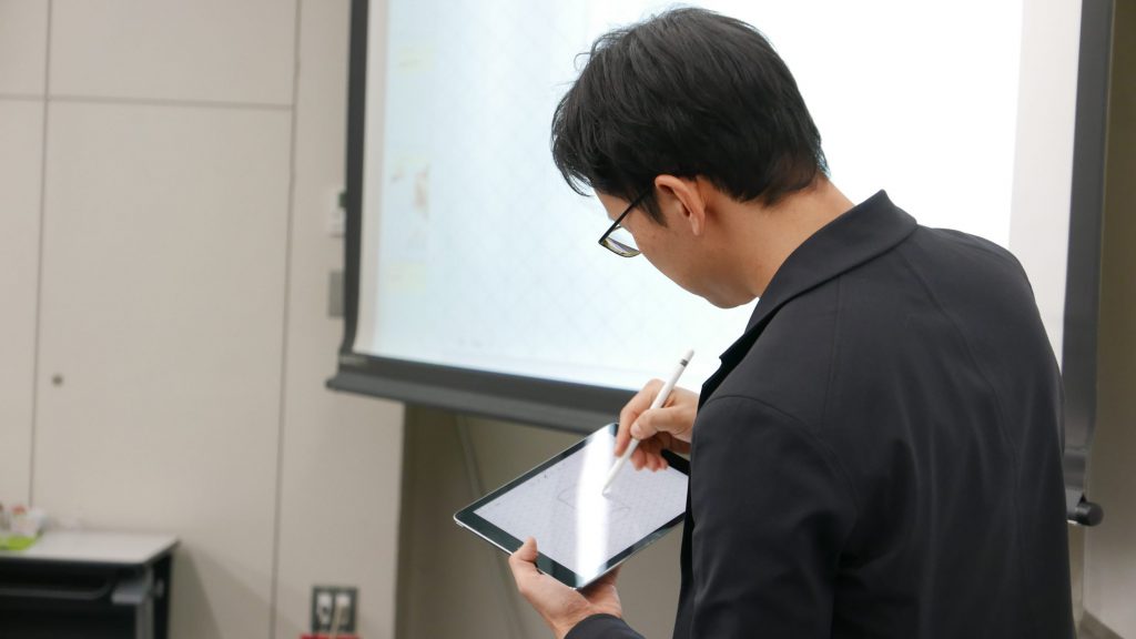 事例:早稲田大学 理工学術院総合研究所 visual logue